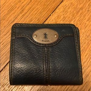 Fossil wallet